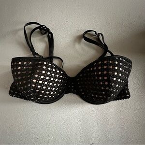 Victoria’s Secret bra
